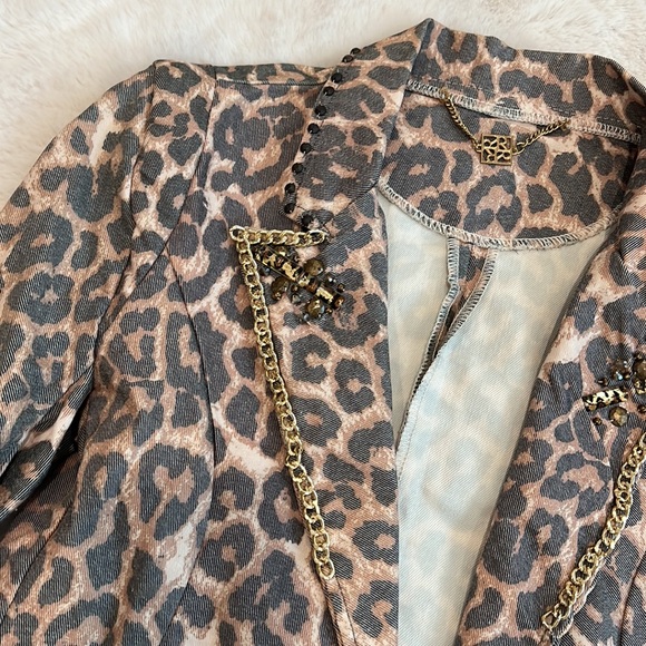Leopard blazer / women - Picture 9 of 16